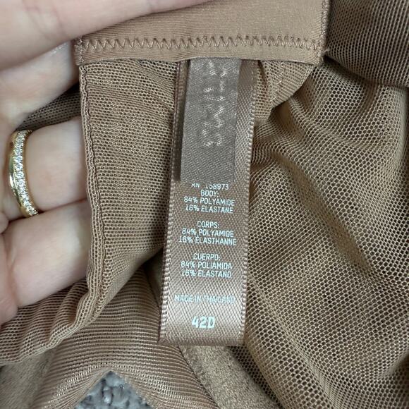 Skims Bra 42D Sheer Unlined Full Coverage Nude Neutral Minimalist Everyday - Picture 4 of 4